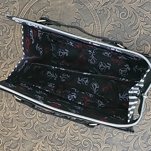 Lancome 2 piece cosmetic/toiletries set - Picture 5 of 8